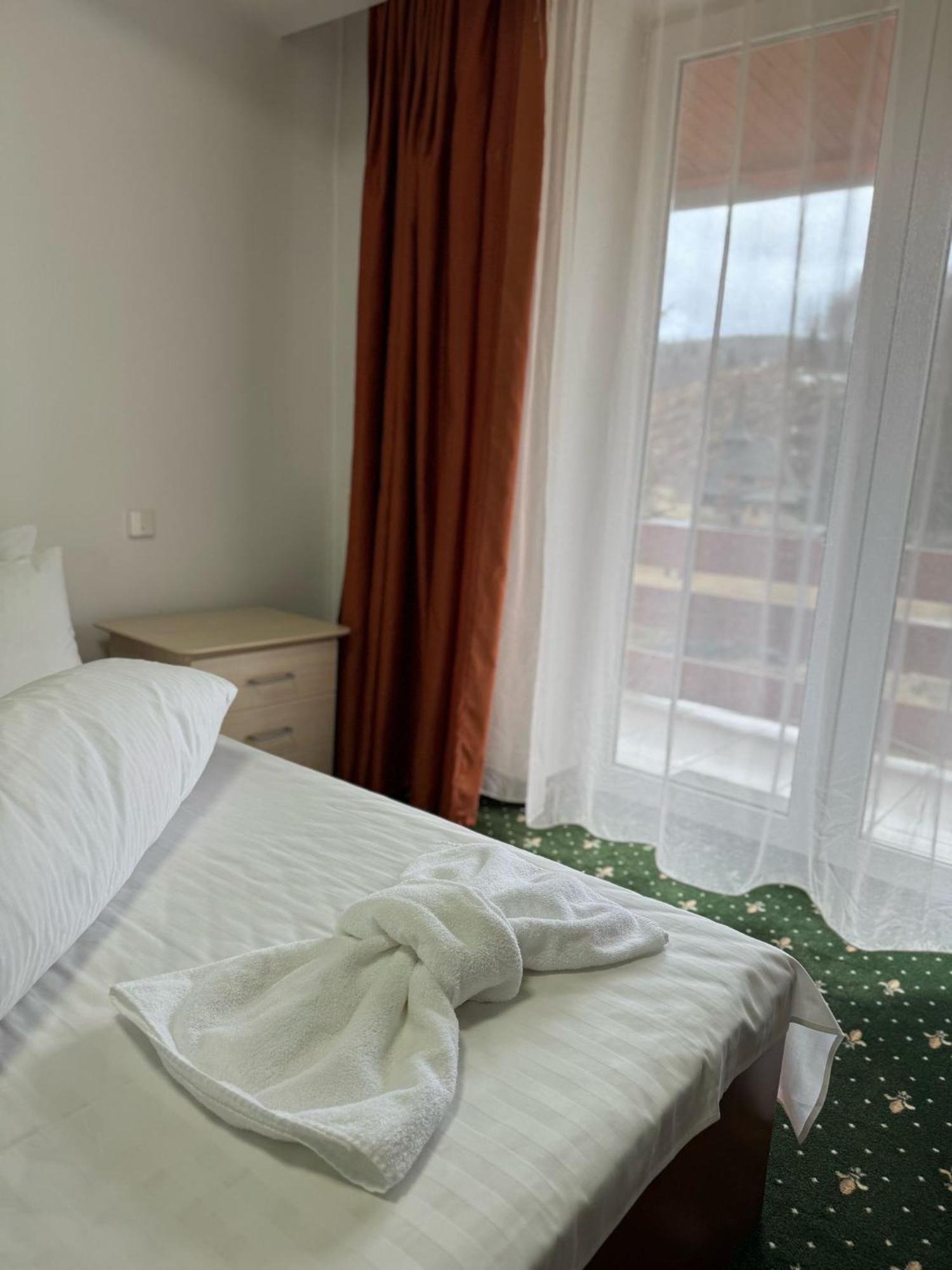 Hotel Iadolina Stana de Vale Dış mekan fotoğraf