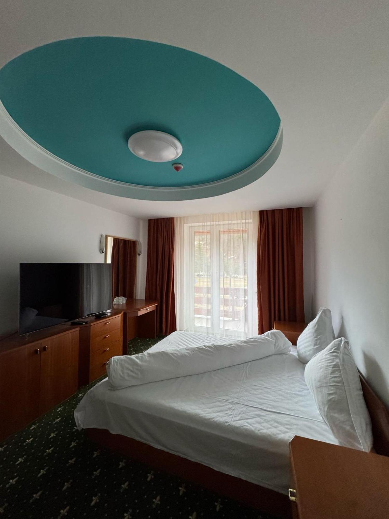 Hotel Iadolina Stana de Vale Dış mekan fotoğraf